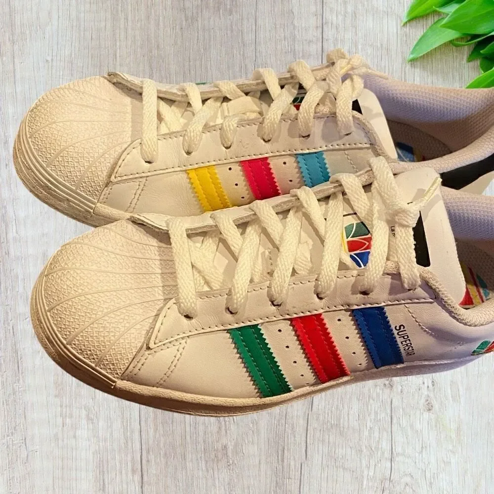 Adidas Shell Toe Super Star C kids size 4.5
